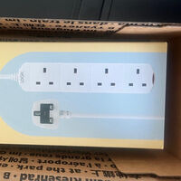 Compró una Steam Deck, recibió una regleta y Valve le dejó con el culo al aire. "El paquete gritaba ‘róbame’" 