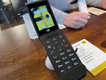 キャット S22 フリップ