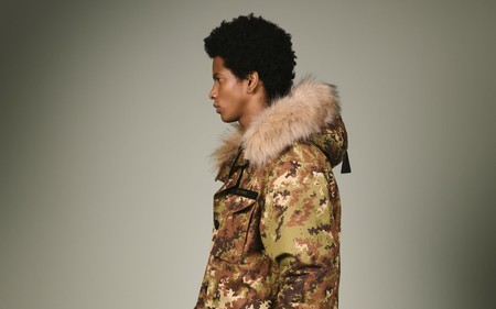 Zara SRPLS llega con algo más que camuflaje: botas, cámaras y hasta una fragancia en su nueva colección
