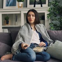 Esto es lo que le pasa al cerebro por ver demasiadas horas de televisión, según la ciencia 