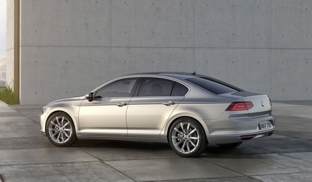 volkswagen-passat-2015-650-03.jpg