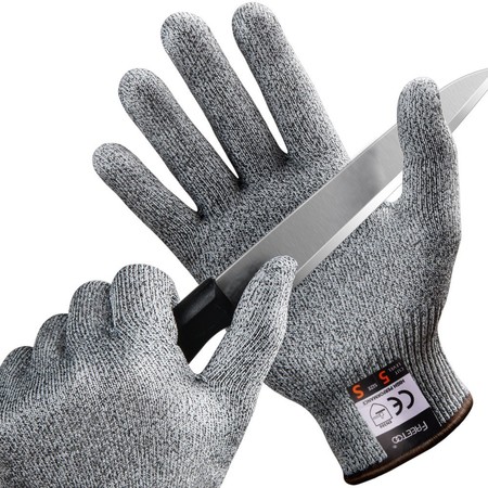 Cocinar sin cortarte si tiene precio, guantes anticorte por 10,99 euros en Amazon