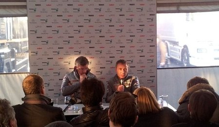 Ross Brawn y Bob Bell comentan la pretemporada 2012 de Mercedes AMG