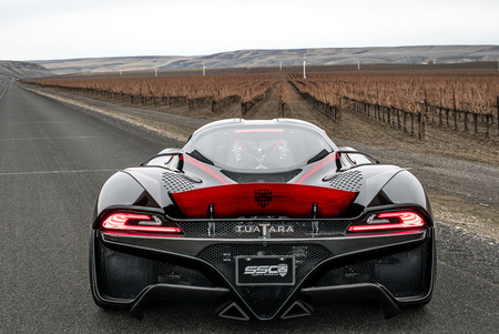 ¡Salvaje! El SSC Tuatara vuelve a lucir sus 1.775 CV y enseña sus detalles en un vídeo de tintes épicos