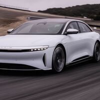 El bestial sedán eléctrico Lucid Air calzará unos neumáticos Pirelli a medida que prometen soportar un 20% más de peso