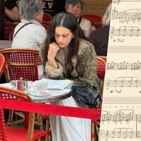 La revolución de Rosalía con su partitura no es un caso aislado: los artistas pop han convertido el suspense en el mejor marketing 