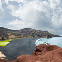 Descubre los increíbles colores de Lanzarote desde el aire