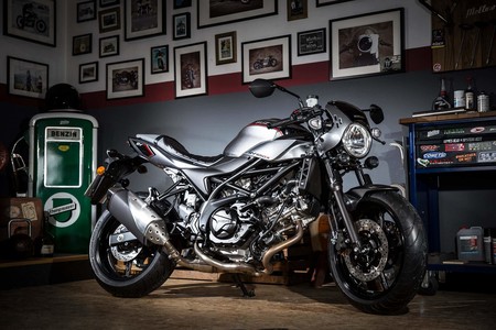 Suzuki SV650X ABS: Estética de rally de los 70 perfecta para el carnet A2