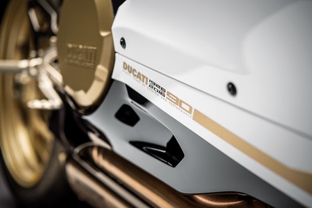 Stile Ducati, 336 páginas de ensueño para cualquier amante de las motos