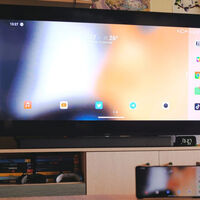 Si la pantalla de tu móvil se queda pequeña, conéctalo a la tele. Aquí tienes todas las maneras 