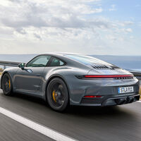 El coche de gasolina sólo tendrá futuro para los más poderosos, por eso Porsche está reinventado el motor de gasolina con el sistema más enrevesado de su historia