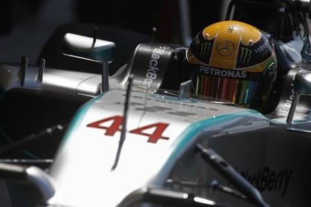 Lewis Hamilton y Mercedes vuelven a ser los líderes de las pruebas de Bahréin