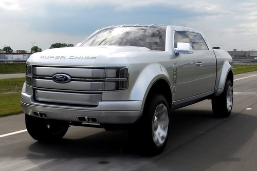 Así era la descomunal Ford F-250 Super Chief, la pick-up con nombre de locomotora que usaba hasta tres combustibles para moverse