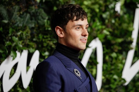 Reino Unido se llena de moda con los hombres mejor vestidos de la alfombra roja de los Fashion Awards