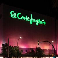 El Corte Inglés liquida al 50% de descuento las Vans todoterreno que llevaremos a todas nuestras actividades al aire libre