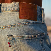 Llegan las rebajas más esperadas de Levi's con estos vaqueros 501 liquidados con más del 60% de descuento 