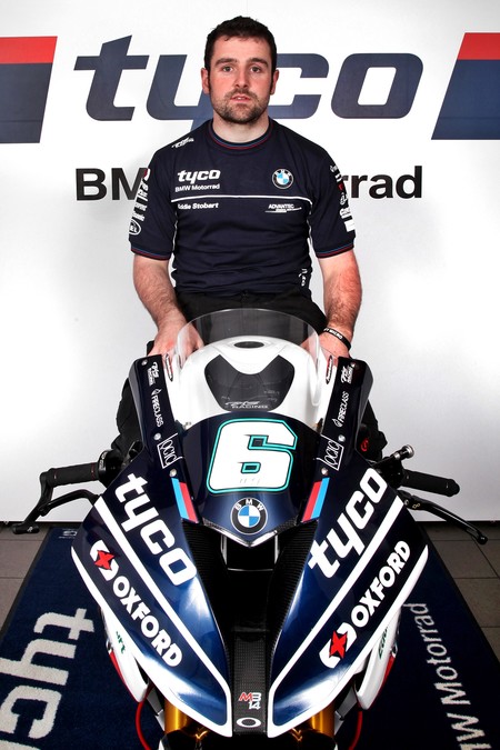 Michael Dunlop Bmw Iomtt 2018 1