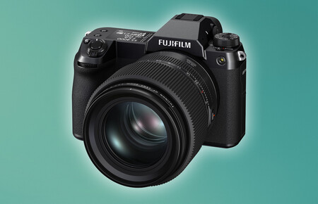 Fujifilm GFX100S y Fujinon GF80mm F1.7 R WR, nueva cámara de tamaño portátil y 100 MP y óptica luminosa para el sistema de gran formato GFX