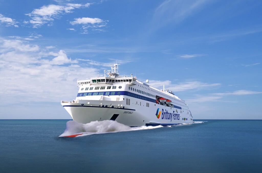 El Saint-Malo, el barco de pasajeros híbrido más grande jamás construido: casi 200 metros y 11,5 MWh
