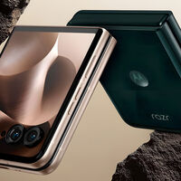 Bonito celular plegable con Android y procesador poderoso. Tiene diseño como de los de antes  