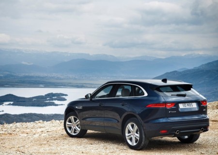 Jaguar F Pace 7