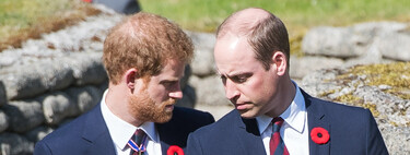 El príncipe Harry acusa a su hermano Guillermo de pegarle una paliza y a Kate Middleton de aprobar su disfraz nazi 