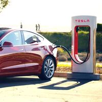 Alguien puso a cargar su Model 3 en un Supercharger, y Tesla le quiso cobrar 12 MDP 
