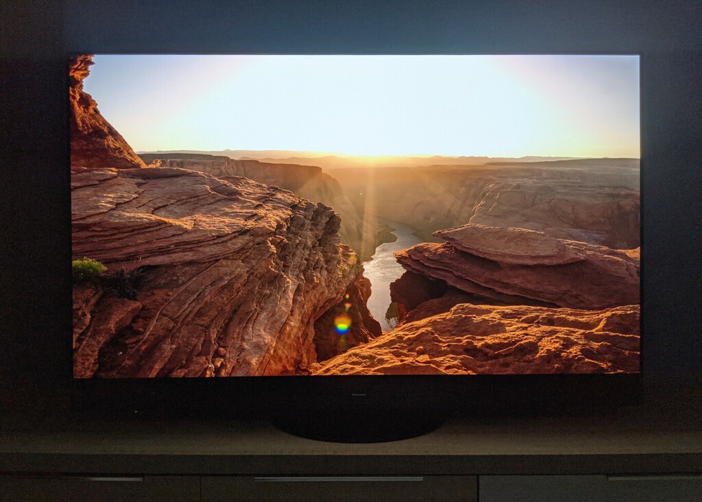 La tecnología PHOLED puede ser el secreto para tener televisores OLED mucho más eficientes: la clave está en aprovechar la luz 