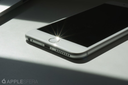 Ángel Martín Oro: "El ritmo de ventas del iPhone revela la fortaleza de las ventajas competitivas de Apple"
