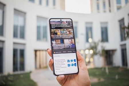 Samsung Galaxy Z Flip4 02