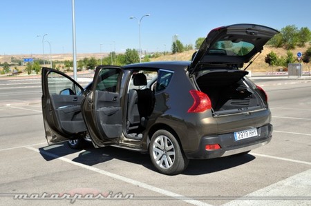 Peugeot 3008 HYbrid4