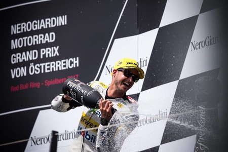 Thomas Lüthi por fin consigue un asiento en MotoGP con el Marc VDS. Rabat fuera de Honda
