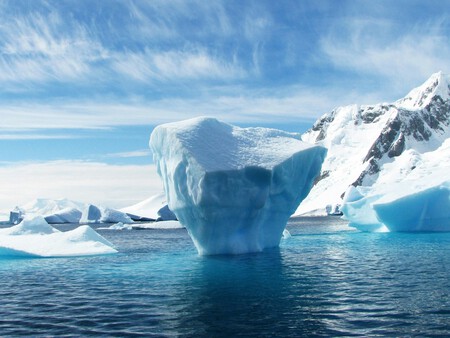 Objeto Antartica 4