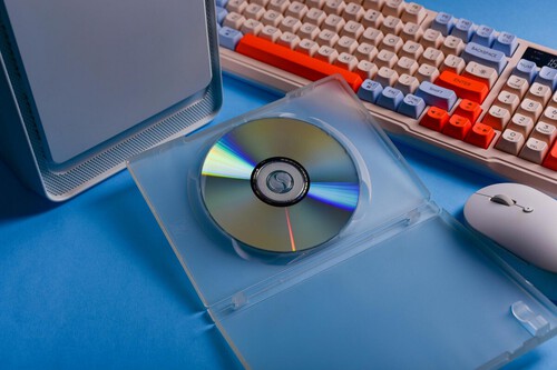 Fim de uma era: Sony descontinua a produção de gravadores Blu-ray domésticos, marcando o ocaso da mídia física