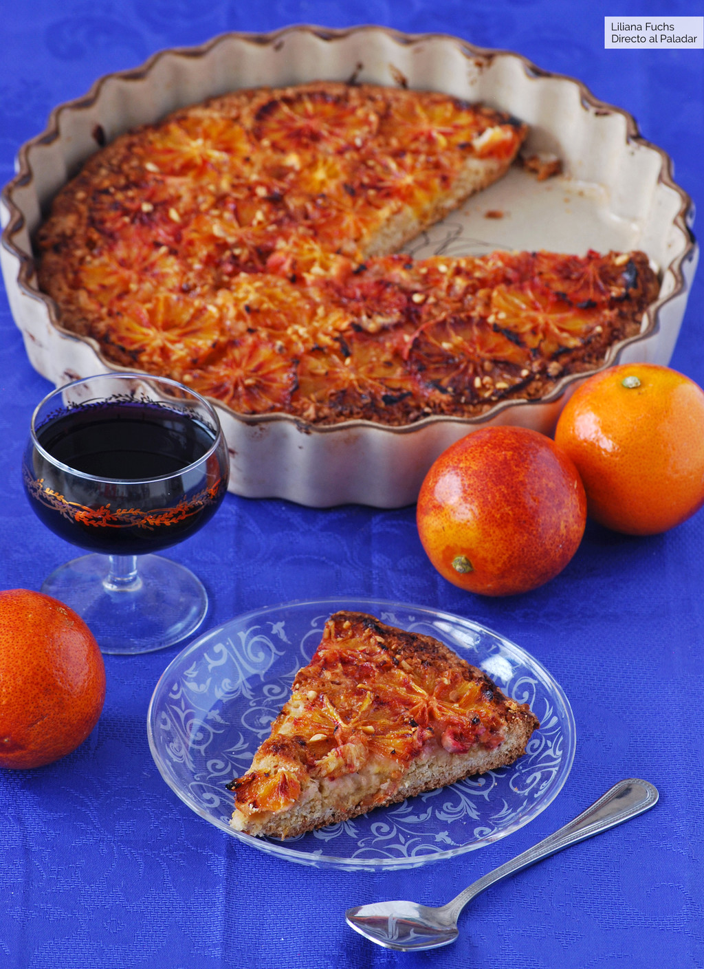Receta de tarta fina de naranja sanguina y avellana, un postre para amantes de los cítricos