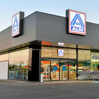 Aldi soluciona mi papeleta en todas las comidas familiares con un trípode con IA que me sigue y funciona como pulsador a distancia 