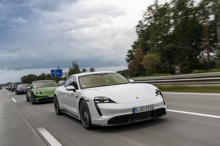 Porsche Taycan prueba contacto