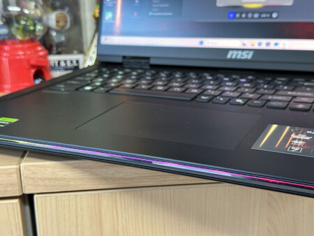 Msi Raider Xataka Analisis Tira Led Touchpad