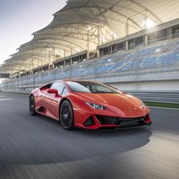 Lamborghini vuelve a la producción... ¡con una sorpresa! Presentará un nuevo modelo esta semana