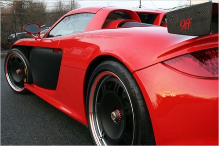 Porsche Carrera GT 9ff GTT900