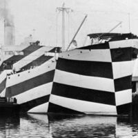 En la Primera Guerra Mundial era imposible esconder los barcos de los submarinos alemanes. La contramedida perfecta fue pintarlos lo más feos posible