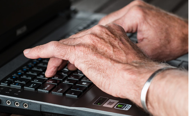 Tras años de práctica todavía no sabemos escribir correos electrónicos 