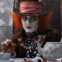 Disney pagó a Johnny Depp 68 millones de dólares por tenerlo solo siete minutos en pantalla. Alicia en el país de las maravillas recaudó más de 1.000 millones de dólares