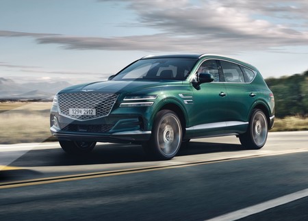 El Genesis GV80 es un nuevo SUV premium que sueña ser un Bentley coreano