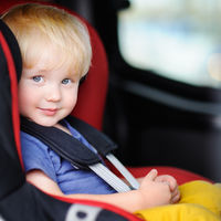 Viajar a contramarcha reduce en un 90 por ciento el riesgo de sufrir lesiones graves en caso de accidente