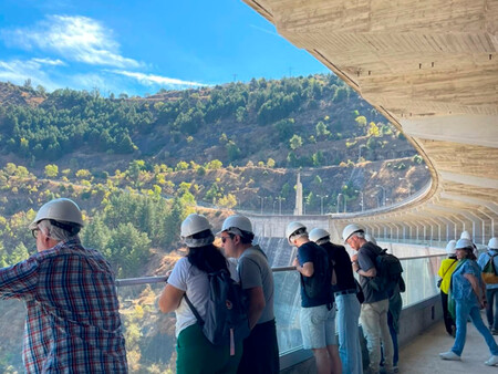 Vista Desde El Embalse C Canal De Isabel Ii