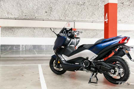 Yamaha Tmax Dx 2018 014