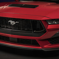 Ford nos clavó un SUV eléctrico con nombre de Mustang y triunfó. Ahora va una jugada más arriesgada: lanzar su muscle-car original en versión híbrida 