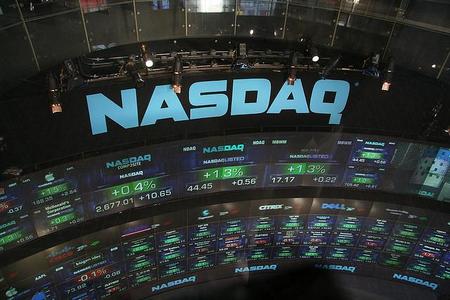 Nasdaq y NYSE, los dos terrenos de juego de las grandes OPV tecnológicas de la historia
