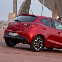 #Pódcast 06: Parachoques trasero de Mazda 2 + entrevistamos a Mayra González, directora de Nissan